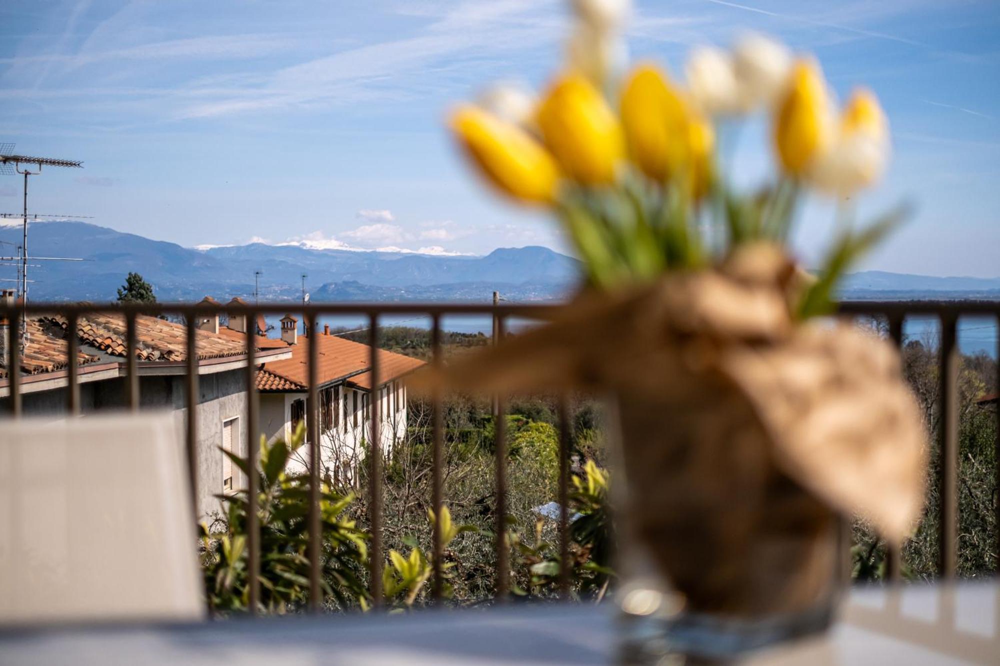 Il Lago Dei Sogni - Stupenda Vista Lago E Colline Barcuzzi Zewnętrze zdjęcie